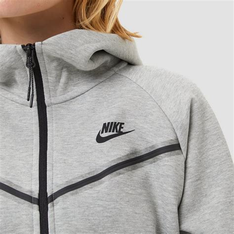 grijs nike vest dames|Grijze hoodies en sweaters .